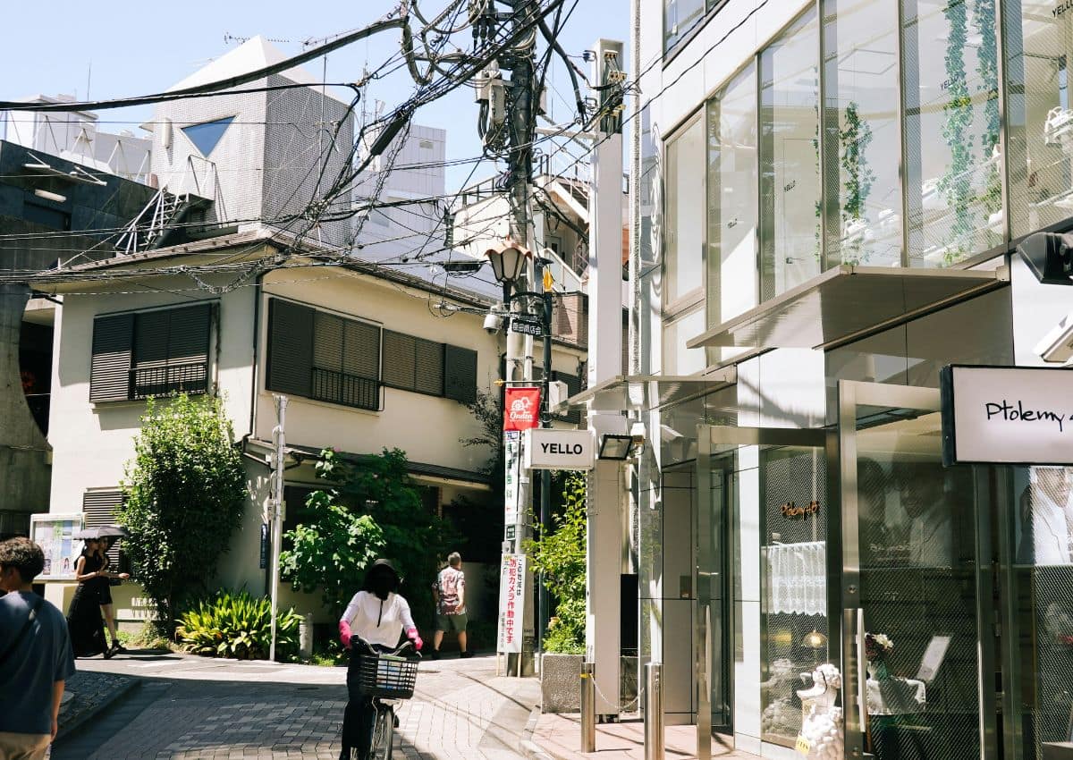 Kleine Secondhand-Boutiquen in Harajuku, Tokio