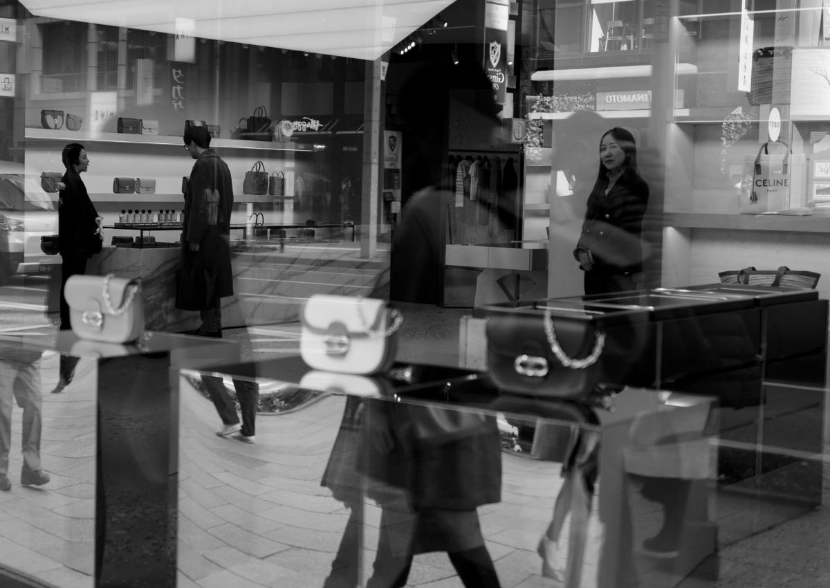 Shop window in Ginza, Toky