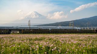 Shinkansen-Züge und Mount Fuji