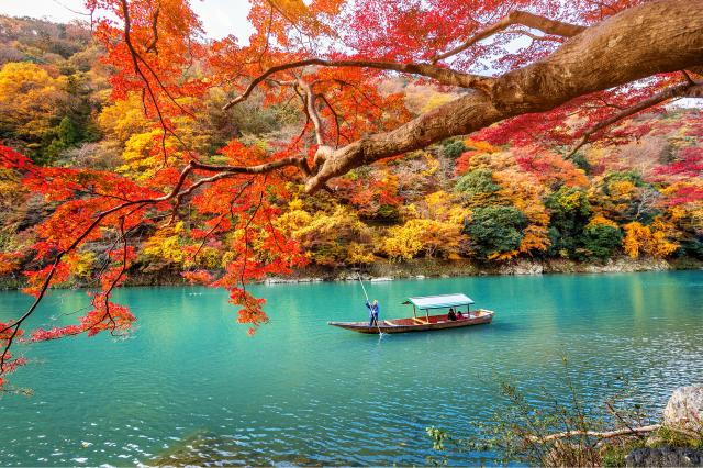 Bootsfahrt auf dem Hozu-Fluss, Arashiyama