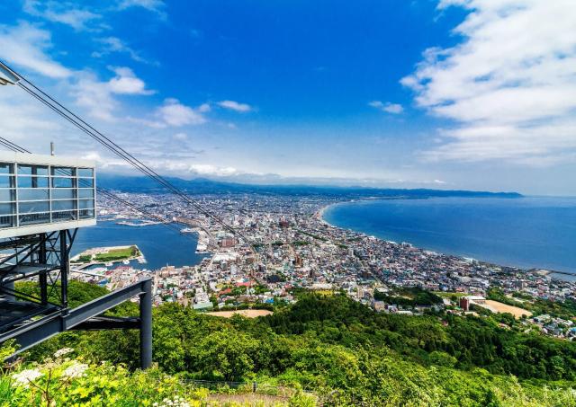 Blick von der Aussichtsplattform auf dem Mt. Hakodate