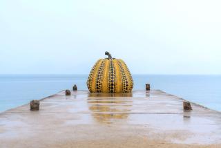 Yayoi Kusama Kürbisstatue, Naoshima