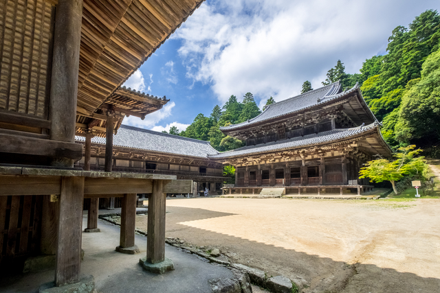 Der Innenhof des Engyoji-Tempels, Himeji