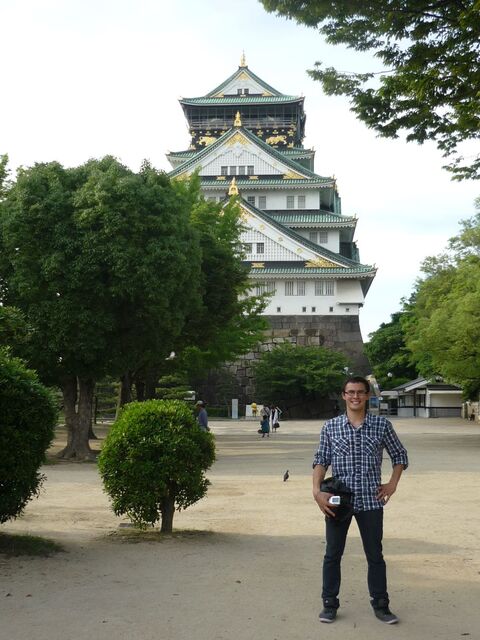 Vor der Burg Osaka